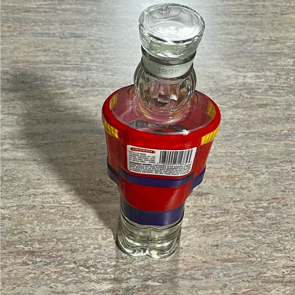 Vintage 1998 Smirnoff vodka Nutcracker empty glass bottle - Picture 16 of 16